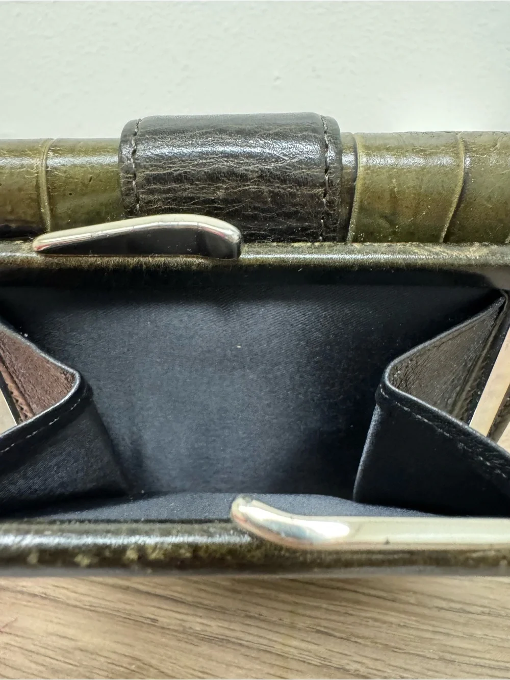 Vintage Brighton Olive Green Croc-Embossed Wallet with Silver Accent